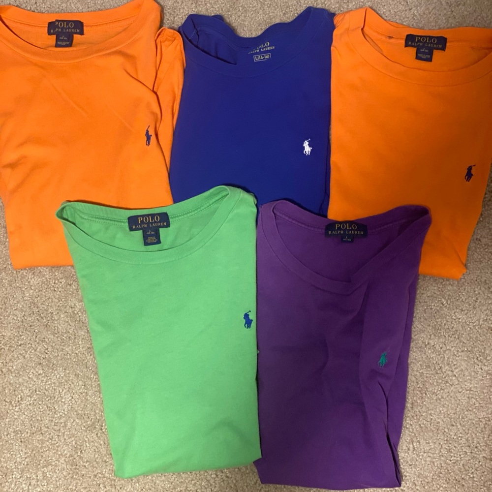 Boys polo size L size (14-16)